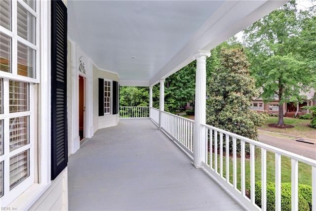 224 Sir Thomas Lunsford DR, Williamsburg, VA 23185