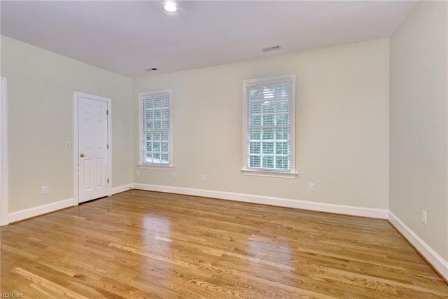 224 Sir Thomas Lunsford DR, Williamsburg, VA 23185