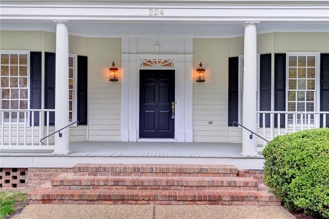 224 Sir Thomas Lunsford DR, Williamsburg, VA 23185