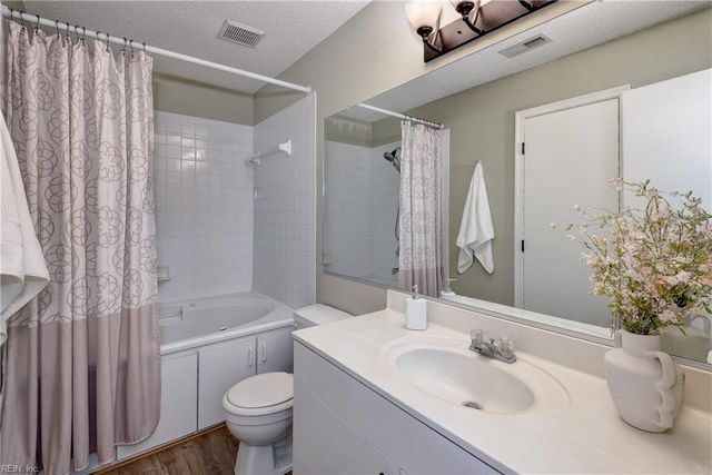 308 Queens CRES, Williamsburg, VA 23185