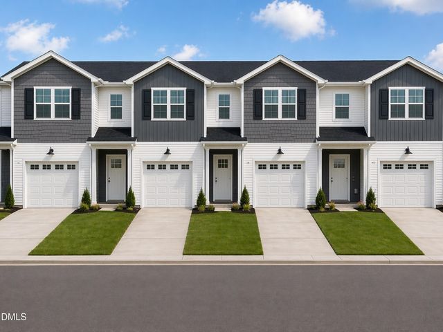324 Shelton Place, Fayetteville, NC 28301