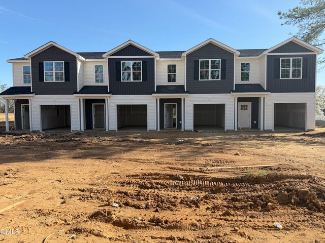 324 Shelton Place, Fayetteville, NC 28301