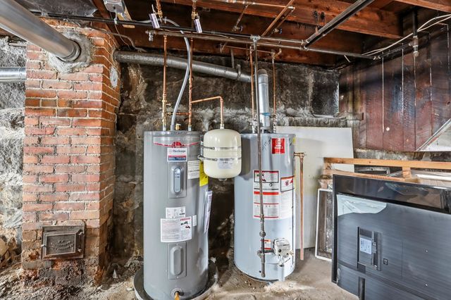 247 Walnut Street, Manchester, NH 03104