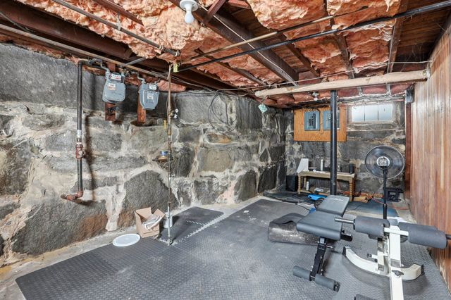 247 Walnut Street, Manchester, NH 03104