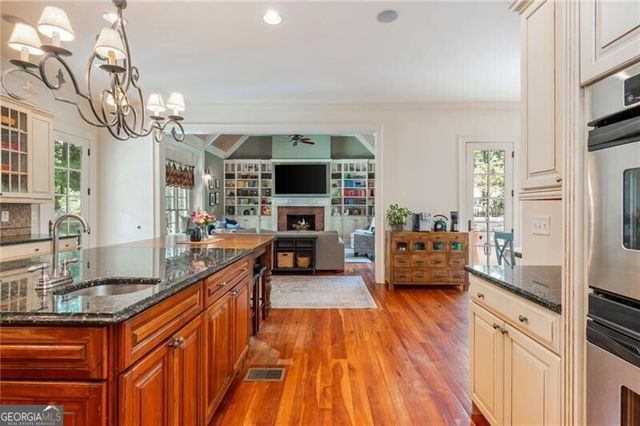 360 Kent Road, Roswell, GA 30075