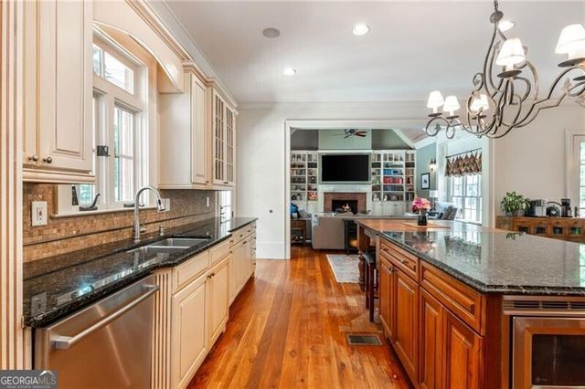 360 Kent Road, Roswell, GA 30075