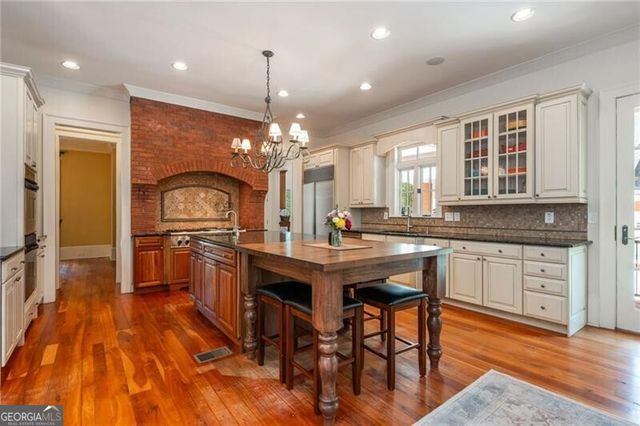 360 Kent Road, Roswell, GA 30075