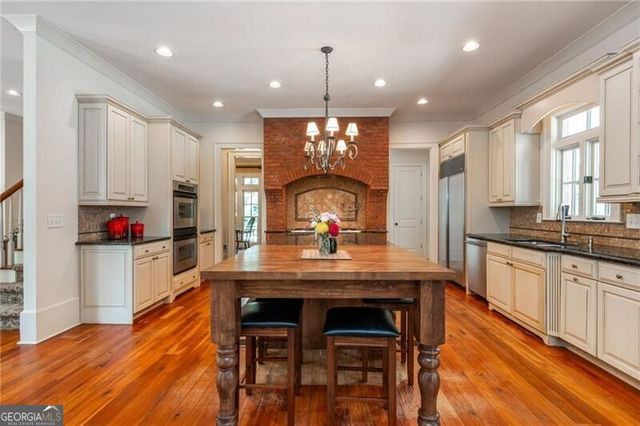 360 Kent Road, Roswell, GA 30075