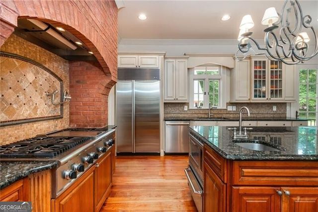 360 Kent Road, Roswell, GA 30075