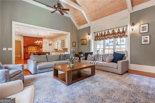 360 Kent Road, Roswell, GA 30075