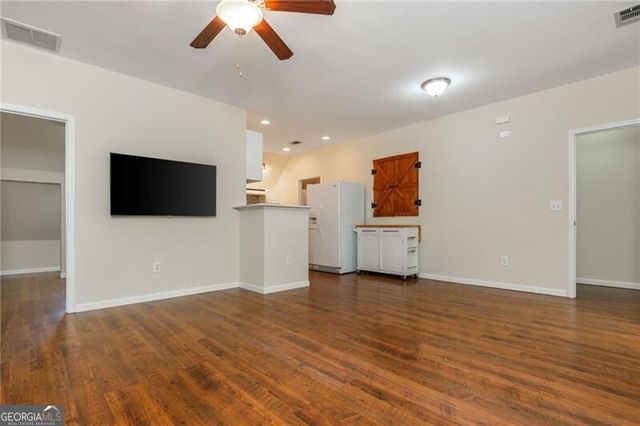360 Kent Road, Roswell, GA 30075
