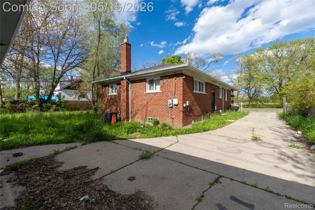 18445 Helen Street, Detroit, MI 48234