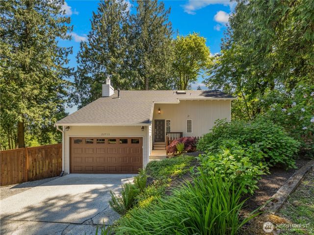 22713 NE 12th Place, Sammamish, WA 98074