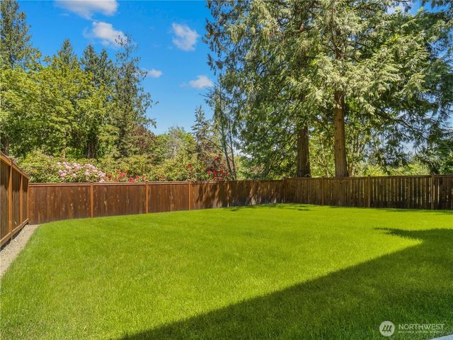 22713 NE 12th Place, Sammamish, WA 98074