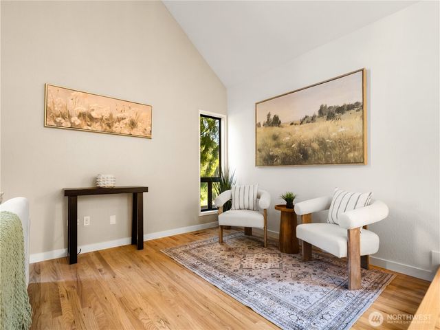 22713 NE 12th Place, Sammamish, WA 98074