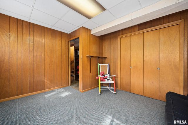4623 N MISSOURI Avenue, Peoria, IL 61614