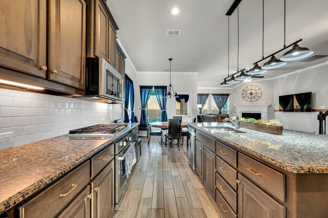 717 Willowbranch Lane, Midlothian, TX 76065