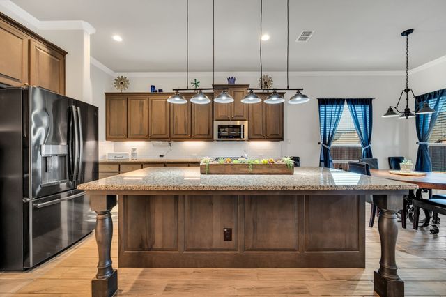 717 Willowbranch Lane, Midlothian, TX 76065