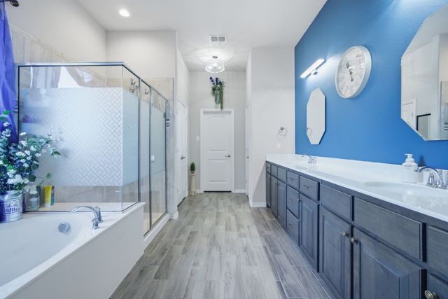 717 Willowbranch Lane, Midlothian, TX 76065