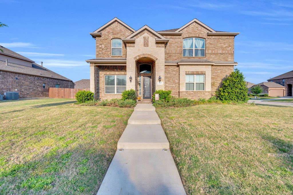 717 Willowbranch Lane, Midlothian, TX 76065