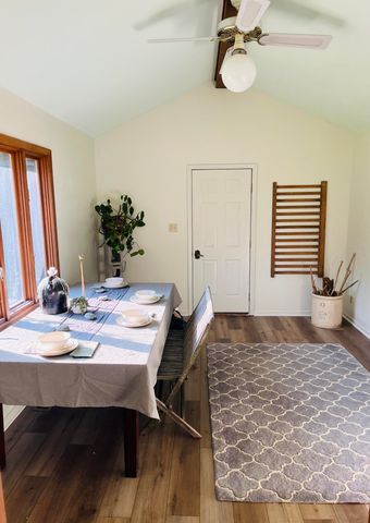 632 Woodstone Path, Valparaiso, IN 46385