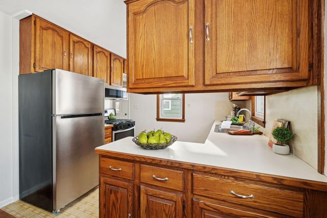 5533 30th Avenue S, Minneapolis, MN 55417