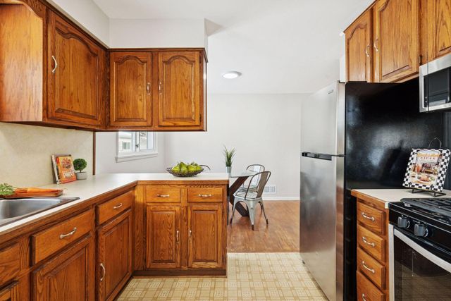 5533 30th Avenue S, Minneapolis, MN 55417