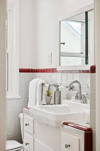 5533 30th Avenue S, Minneapolis, MN 55417