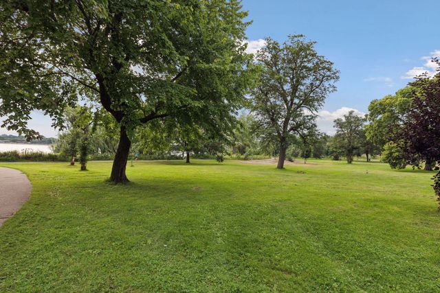 5533 30th Avenue S, Minneapolis, MN 55417