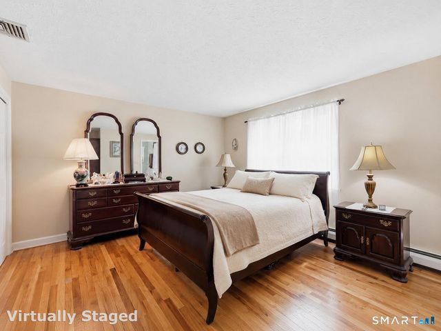 305 Eastbury Hill Road, Glastonbury, CT 06033