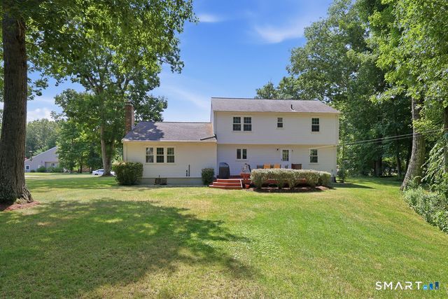 305 Eastbury Hill Road, Glastonbury, CT 06033