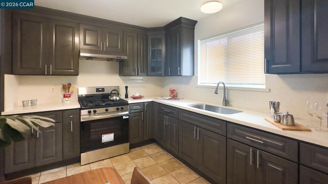 324 S 23Rd St, Richmond, CA 94804