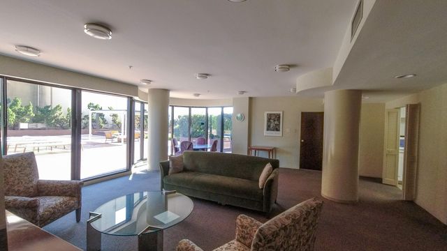 5000 Montrose Boulevard 11B, Houston, TX 77006