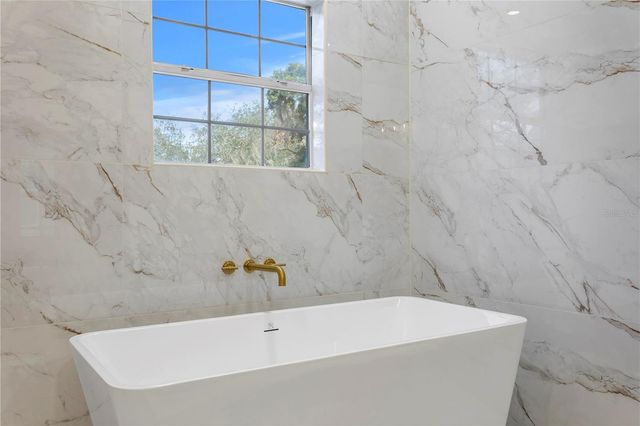 8807 EAGLE WATCH DRIVE, Riverview, FL 33578