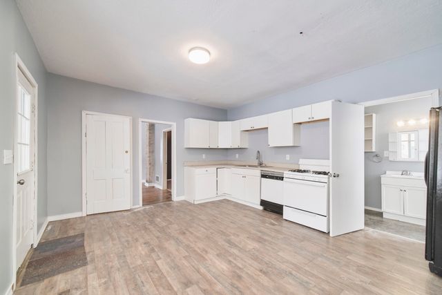 112 Hancock Street, City Of Manistee, MI 49660