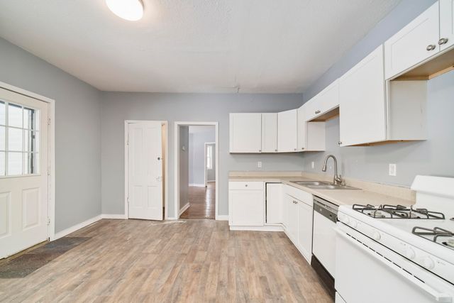 112 Hancock Street, City Of Manistee, MI 49660