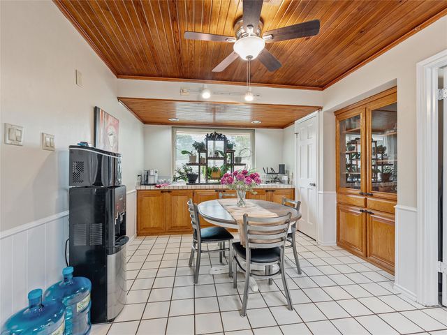 2119 Prestonwood Drive, Arlington, TX 76012