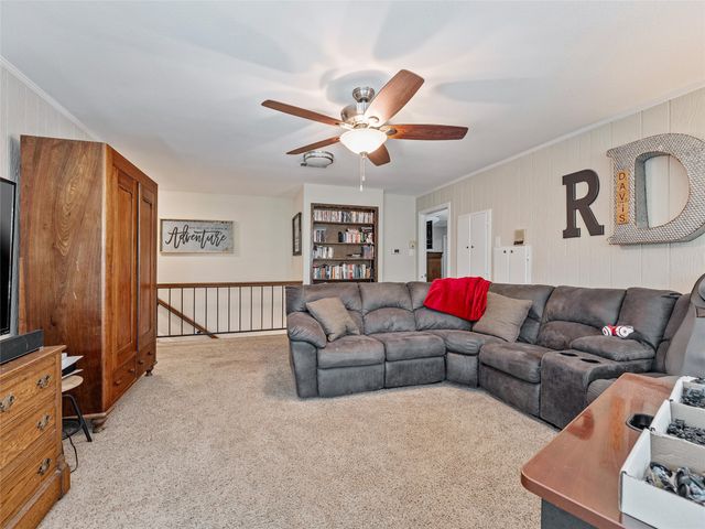 2119 Prestonwood Drive, Arlington, TX 76012