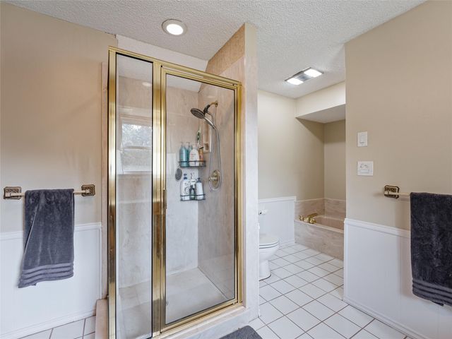 2119 Prestonwood Drive, Arlington, TX 76012