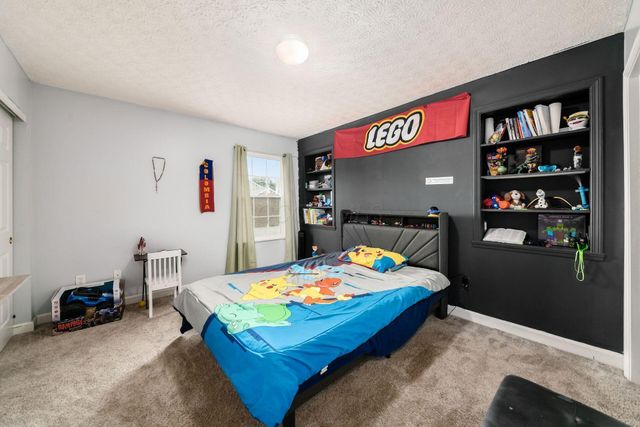 6977 Remsen Drive, Canal Winchester, OH 43110