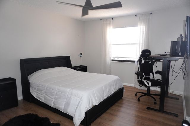 8731 Uranus Terrace, West Palm Beach, FL 33403