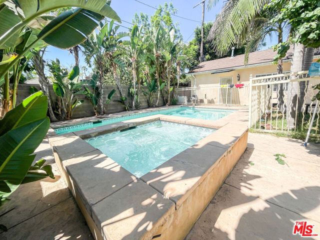 12612 Hatteras Street, Valley Village, CA 91607