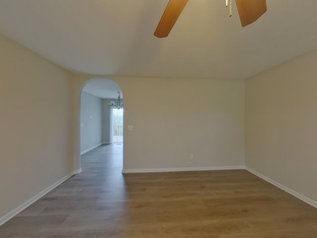 1940 Littleton Ct, Columbia, TN 38401