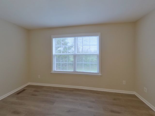 1940 Littleton Ct, Columbia, TN 38401