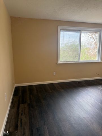 8318 Meadowlark Drive, Indianapolis, IN 46226