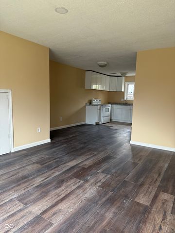 8318 Meadowlark Drive, Indianapolis, IN 46226