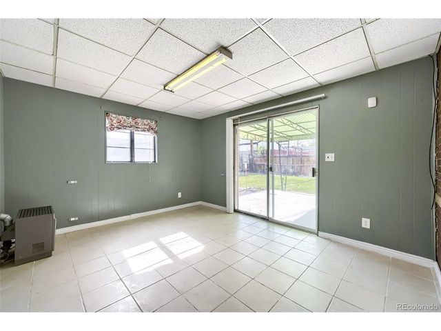 9351 Nagel Dr, Thornton, CO 80229