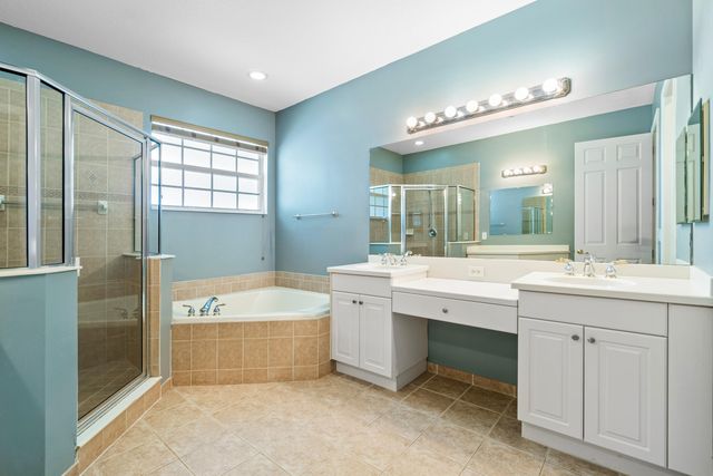 81 Nottingham Place, Boynton Beach, FL 33426