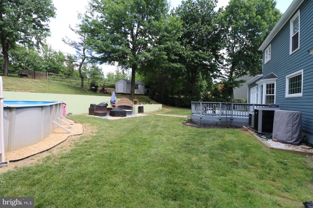 Image 102 of property listing at 11901 RUSTIC FARM CT, Germantown, MD 20874