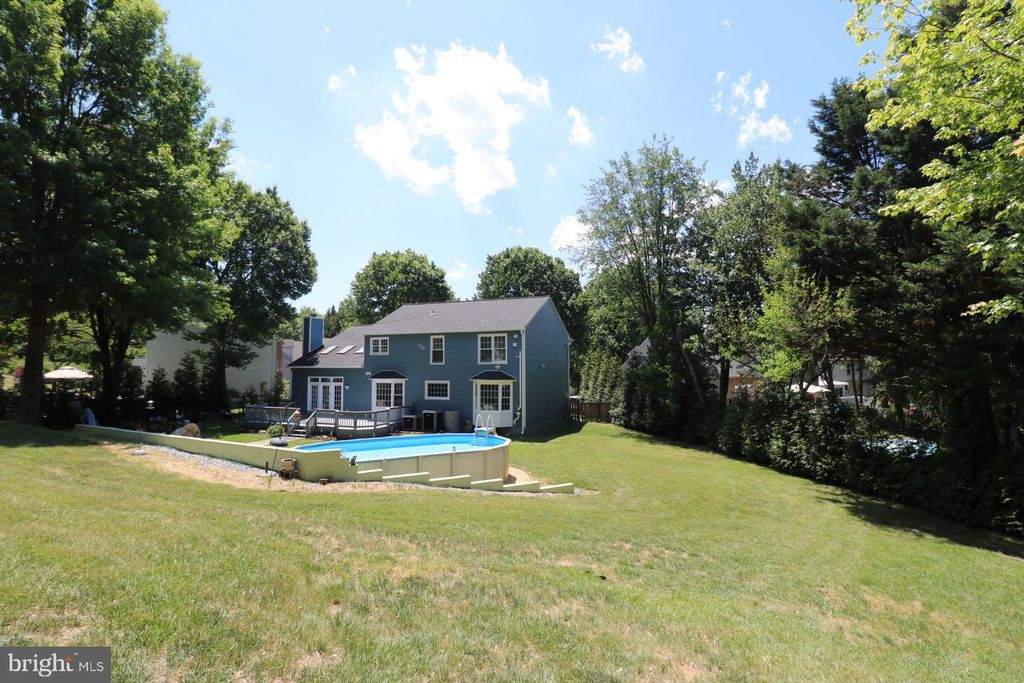 Image 106 of property listing at 11901 RUSTIC FARM CT, Germantown, MD 20874